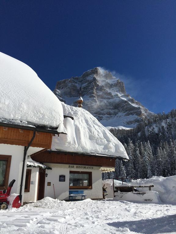 Отель Rifugio Passo Staulanza Цольдо-Альто Экстерьер фото